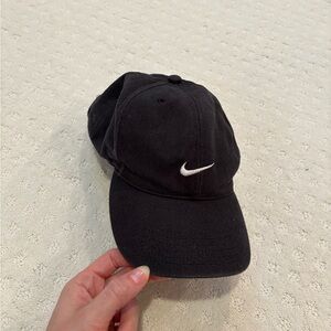 Vintage Nike Classic Black Baseball Cap